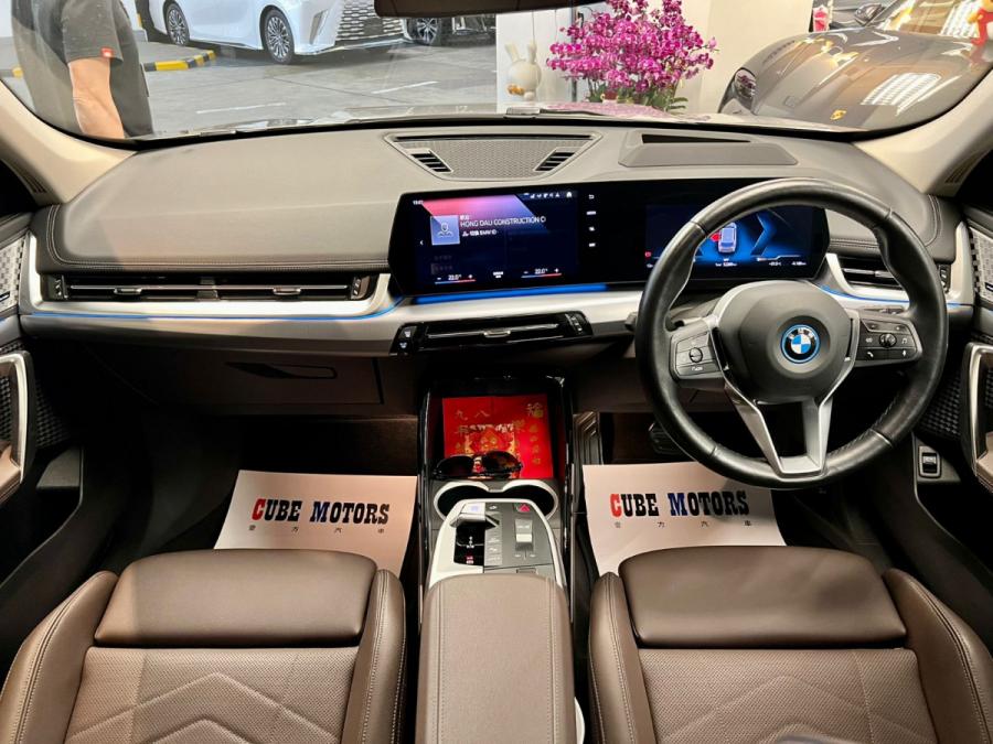 IX1 xDrive30 xLine - Image 5